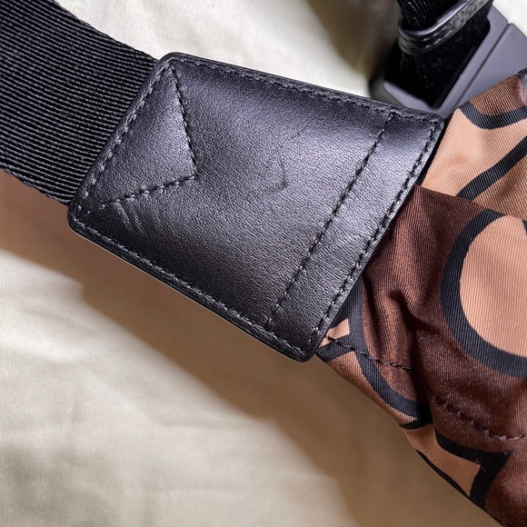 Authentic Burberry Monogram Print Sonny Belt Bag in Brown Nylon - Picture 8 of 10